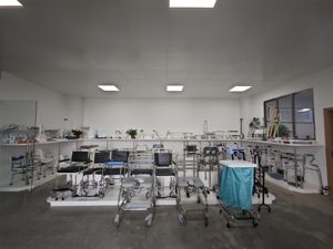 Asiento Elevador de Inodoro Desmontable con Apoyabrazos para Personas Mayores, de Diseño Moderno y Fácil Montaje, para el Cuidado de Ancianos - Product Image 5