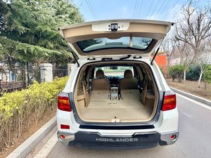 Offre Spéciale – <span class=keywords><strong>Toyota</strong></span> Highlander 2013 2.7L 4x2 <span class=keywords><strong>7</strong></span> <span class=keywords><strong>places</strong></span> Luxe – Voitures d'<span class=keywords><strong>occasion</strong></span> chinoises économiques et abordables - Product Image 4