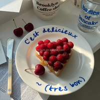 Assiette à dessert ronde en porcelaine blanche Style coréen Lettre minimaliste Design Lave-vaisselle Assiette de service pour cafés