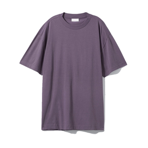Camiseta de hombre sin costuras en el hombro, longitud regular, tejido circular, caída suave, estilo urbano minimalista o informal. - Product Image 1