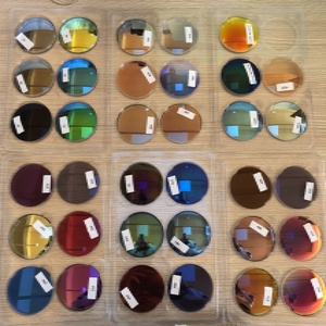 <span class=keywords><strong>Lenti</strong></span> <span class=keywords><strong>da</strong></span> Sole CR-39 1.499 con Rivestimento a Specchio e <span class=keywords><strong>Lenti</strong></span> Ottiche Graduate Trasparenti, <span class=keywords><strong>Lenti</strong></span> in Resina Polarizzate Antiriflesso - Product Image 4