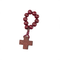 Vente en gros de perles en bois naturel Bague faite à la main Communion catholique Baptême Bijoux Chapelet Croix Style tendance Moissanite Pierre principale