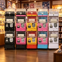 Distributeur automatique de capsules Tomy Gacha avec vitrine