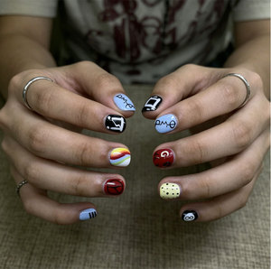 Autocollants pour ongles de style <span class=keywords><strong>anime</strong></span> pour hommes, courts et carrés, tendance, faits à la main, personnalisables, <span class=keywords><strong>faux</strong></span> ongles portables - Product Image 4