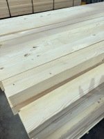 Planche en bois d'épicéa massif de haute qualité, écologique, épaisseur 3mm-50mm, taille personnalisable pour la fabrication de cadres de canapé et de meubles