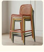 Tabouret de bar empilable moderne en plastique avec lattes creuses, chaise haute pour comptoir de cuisine, café, restaurant, mobilier d'extérieur, fabriqué en Chine