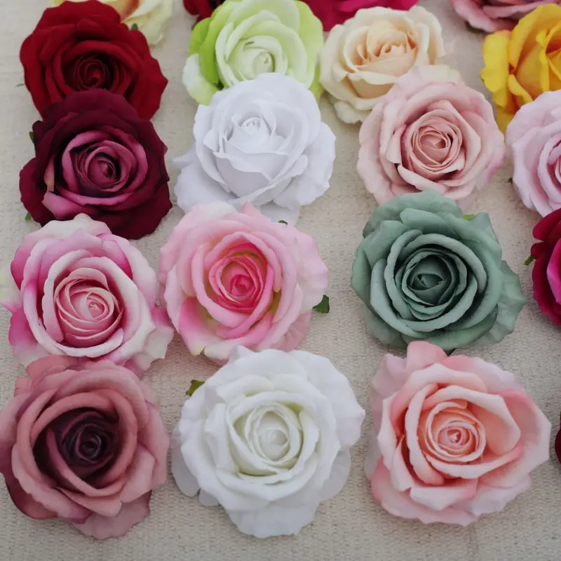 चीन कारखाने थोक आपूर्ति बहु-रंग उच्च गुणवत्ता थोक रेशम केक गुलाब फूल सिर कृत्रिम गुलाब भालू के लिए उपहार
