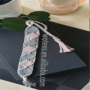 Marque-page en macramé tissé à la main PH1126 Offre Spéciale, ornements traditionnels lettiens, grand cadeau pour un lecteur - Product Image 3