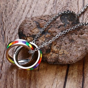 Joyería LGBT, joyería de arcoíris del Orgullo Gay, collar de lesbianas Gay, colgante de arcoíris de doble anillo, collares de arcoíris de acero inoxidable 316L - Product Image 5