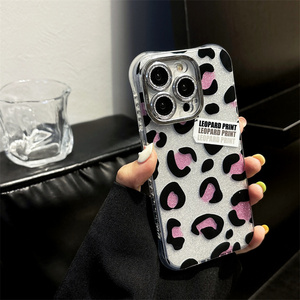 Teléfono móvil de moda con estampado de leopardo brillante de <span class=keywords><strong>Europa</strong></span> y Estados Unidos para IPhone15promax 14pro funda 13 película de lente 12 11 mujeres - Product Image 3