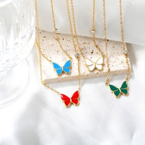 Collier Papillon Goutte d'Huile en Zircon Coloré et Coquillage, Pendentif de Mode Personnalisé de Haute Qualité 2024 pour Femme - Product Image 5