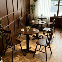 Ensemble table et chaises carrées en bois massif rétro pour restaurants commerciaux, cafés, snack-bars et pâtisseries, modèle CZ-C10, design vert