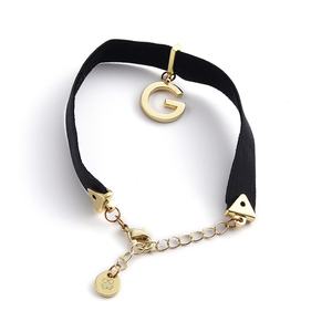 Pulsera de Joyería de Lujo Personalizada, con Grabado en Relieve, Pintura y Logotipo, para Mujer, Moderna y Elegante para Fiestas - Product Image 5