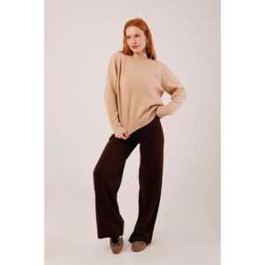 Women's Crew Neck Camel Knitted Wholesale Sweater Plain Design for Comfort and Style - Product Image 3