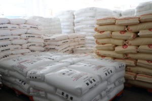 พร้อมจัดส่งเม็ดพลาสติก AES <span class=keywords><strong>UB</strong></span> 500A คุณภาพสูง ทนทานต่อรังสียูวี สำหรับใช้งานกลางแจ้ง ป้องกันการเสื่อมสภาพ - Product Image 4