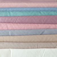 Tissu de drap de lit 100% polyester, tissage uni, microfibre teinte et enduite, finition lavée, 110 GSM, textile de maison, chambre à coucher