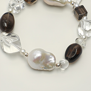 Bracelet extensible en perles de cristal de quartz naturel - Cadeau unisexe tendance pour anniversaire - Product Image 2