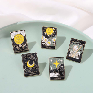 Pin de Esmalte de <span class=keywords><strong>Tarot</strong></span> Personalizado, Sol, Luna, Estrellas, Gótico, Esqueleto, Broches, Insignias de Solapa, Bolsa, Punk, Bruja Oscura, Pin de Gato, Pin de Carta del <span class=keywords><strong>Tarot</strong></span> - Product Image 5