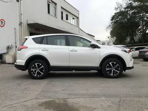<span class=keywords><strong>Toyota</strong></span> <span class=keywords><strong>RAV4</strong></span> SUV <span class=keywords><strong>2017</strong></span>, Caja de Cambios Automática, Bajo Consumo de Combustible, Asientos de Cuero, Cámara Trasera, Neumáticos R16, Vehículo de <span class=keywords><strong>Segunda</strong></span> <span class=keywords><strong>Mano</strong></span> - Product Image 3