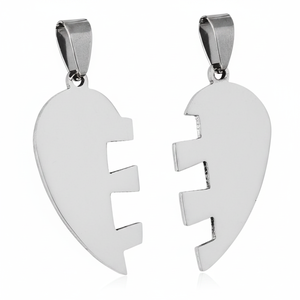 Ciondolo a Cuore Spezzato in Acciaio, Gioielli e Charms Raffinati - Product Image 2