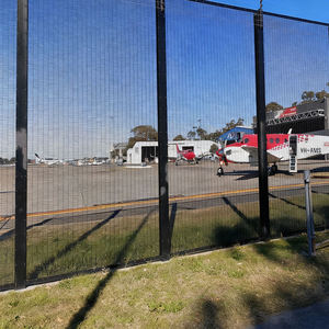 Paneles de Cerca para Jardín - Bajo Mantenimiento, Fácil Montaje, Duraderos, Ecológicos, Altamente Seguros, Anti-Robo, Anti-Escalada, Seguridad para Patios - Product Image 4