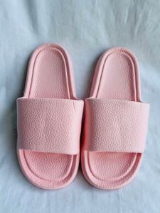 Pantofole Rosa da Donna per Interni, Suola in EVA, Tomaia Morbida in PU, Taglie 36-41, Tutte le Stagioni, Punta Aperta, Colore Unico, per Casa - Product Image 1