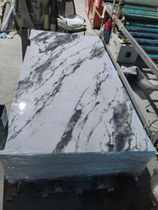 Feuille de plastique de type <span class=keywords><strong>marbre</strong></span> sans formaldéhyde, feuille de <span class=keywords><strong>PVC</strong></span> blanche, feuilles de plastique de <span class=keywords><strong>marbre</strong></span> pour l'intérieur, <span class=keywords><strong>plaque</strong></span> de décoration d'arrière-plan intérieur - Product Image 3