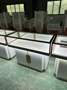 Mini plateau de présentation à LED personnalisé pour armoire à bijoux, comptoir en verre pour bijouterie - Product Image 3