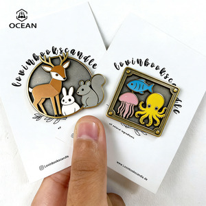 Épingles de revers en forme de rose pour enseignants, vente en gros pour fabricants, cadeau promotionnel - Product Image 3