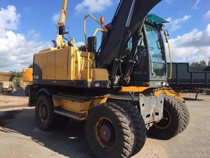 Pelle sur pneus Volvo EW160C haute efficacité originale multifonctionnelle en bon état d'occasion Volvo EW140C EW160B EW160C EW160D vente - Product Image 5