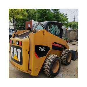 En bon état Caterpillar utilisé CAT 246C Slip Direction Mini Loader 2-4 Tonnes Charge nominale avec moteur et composants de base du moteur - Product Image 1