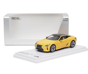 Modèle de voiture sport Lexus LC500 2018 jaune en métal moulé sous pression à l'échelle 1:<span class=keywords><strong>18</strong></span> avec jantes en alliage, finition personnalisée, assemblé, décoration de maison, cadeau - Product Image 4