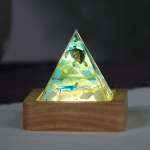 Moldes <span class=keywords><strong>de</strong></span> Resina Serie Océano, Micropaisaje Piramidal, Cono Puntiagudo, Resina Epoxi, Lámpara Nocturna, Recuerdo Turístico, Regalo Conmemorativo - Product Image 1
