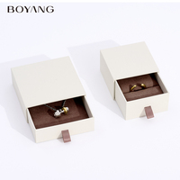 Boîte à bijoux personnalisée Boyang avec logo, pour bagues, boucles d'oreilles, pendentifs, colliers, bracelets, emballage cadeau