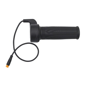 AMOTENNI Conector Macho de 3 Pines para Acelerador de Giro Completo 20X, 36V 48V 60V para Piezas de Bicicletas Eléctricas y Patinetes Eléctricos - Product Image 2