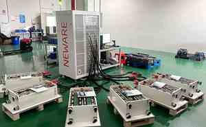 Boîtier de batterie DIY en stock UE 16S 51.2V 280Ah LiFePO4 avec boîtier métallique, BMS JK, écran 4.3 pouces, étanche IP54, WiFi, 15KWh - Product Image 5