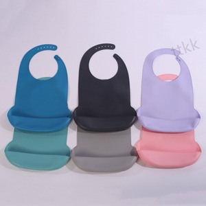 Bavoirs pour adultes et personnes âgées de qualité alimentaire sans BPA pour manger et protéger des éclaboussures, bavoirs en <span class=keywords><strong>silicone</strong></span> imperméables unisexes, accessoires d'alimentation pour bébés - Product Image 2
