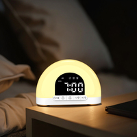 Kreativer Warmlicht-Wecker für Kinder und Tiefschläfer Sonnenaufgang Digitaler LED Elektronischer Wecker mit Cartoon-Muster für Büro
