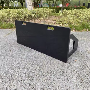 Planche de rebond d'entraînement de football à 3 angles, résistante à l'usure, avec lumières de réaction pour l'entraînement de réaction - Vente en gros - Product Image 5