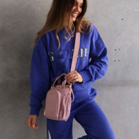 Sac isotherme portable en nylon imperméable avec logo personnalisé pour bouteille d'eau, sac bandoulière tendance pour femme, glacière à bandoulière 40 oz