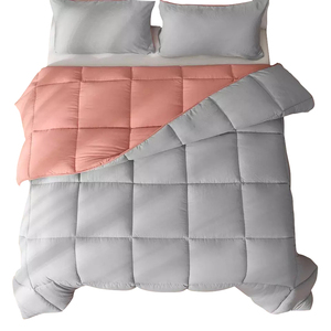 Edredón Acolchado Blanco para Toda Temporada, Personalizado para el Hogar y Hoteles, Reversible, Alternativa al Plumón - Product Image 1