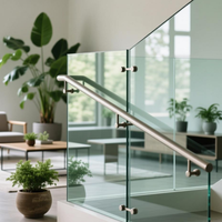 Rampe d'escalier en verre trempé sans cadre en acier inoxydable au design minimaliste moderne, à fixation au sol, pour villa, hôtel, appartement