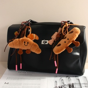 ของตกแต่งกุญแจรถรูปครัวซองต์การ์ตูนน่ารักลดราคา ของขวัญโปรโมชั่นพวงกุญแจรูปฮอทดอก ตุ๊กตาขนนุ่ม ของตกแต่งกระเป๋าถือสำหรับผู้หญิง - Product Image 5