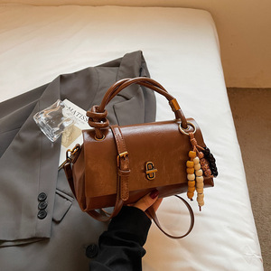 Bolso Bandolera de Hombro para Hombre, Otoño 2025, PU, Diseño Cuadrado Pequeño, Estilo Urbano, Simple, Versátil, Moderno, de Moda, con Textura de Avestruz - Product Image 6