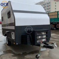 OTR Black Rhino Big Off-Road 4WD RV Camper Suspension indépendante Fournisseurs chinois Capacité de couchage pour 4 personnes Pack d'accessoires