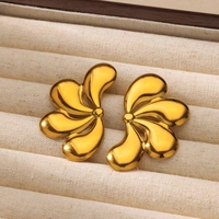 Boucles d'oreilles clous en acier inoxydable plaqué or de style rétro français au design irrégulier, géométriques et multiformes, tendance