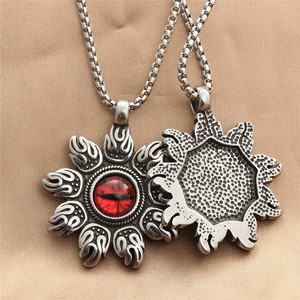 Yunnique – pendentif en acier inoxydable pour hommes, collier rétro Punk, cadeau, design de fleur géométrique, serti de pierres, 280505 - Product Image 2