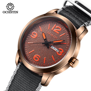 นาฬิกาควอตซ์ OCHSTIN 7074D สำหรับผู้ชาย หน้าปัด <span class=keywords><strong>24</strong></span> ชั่วโมง แสดงวันที่คู่ สายไนลอน กันน้ำ 3ATM นาฬิกาข้อมือลำลองสำหรับกิจกรรมกลางแจ้ง - Product Image 5