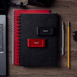 XS1000 2TB Taşınabilir USB-C SSD Harici Katı Hal Sürücüsü Satış Örneği Siparişi 2000M Yeni Masaüstü Uygulaması için Taşınabilir USB-C SSD - Product Image 3