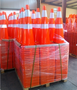 Cône de signalisation routière en PVC orange de 30/45/50/70/75 cm avec base noire - Product Image 5